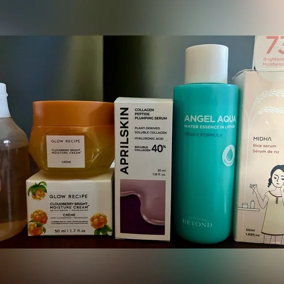 Large asian skincare bundle - Picture 4 of 7